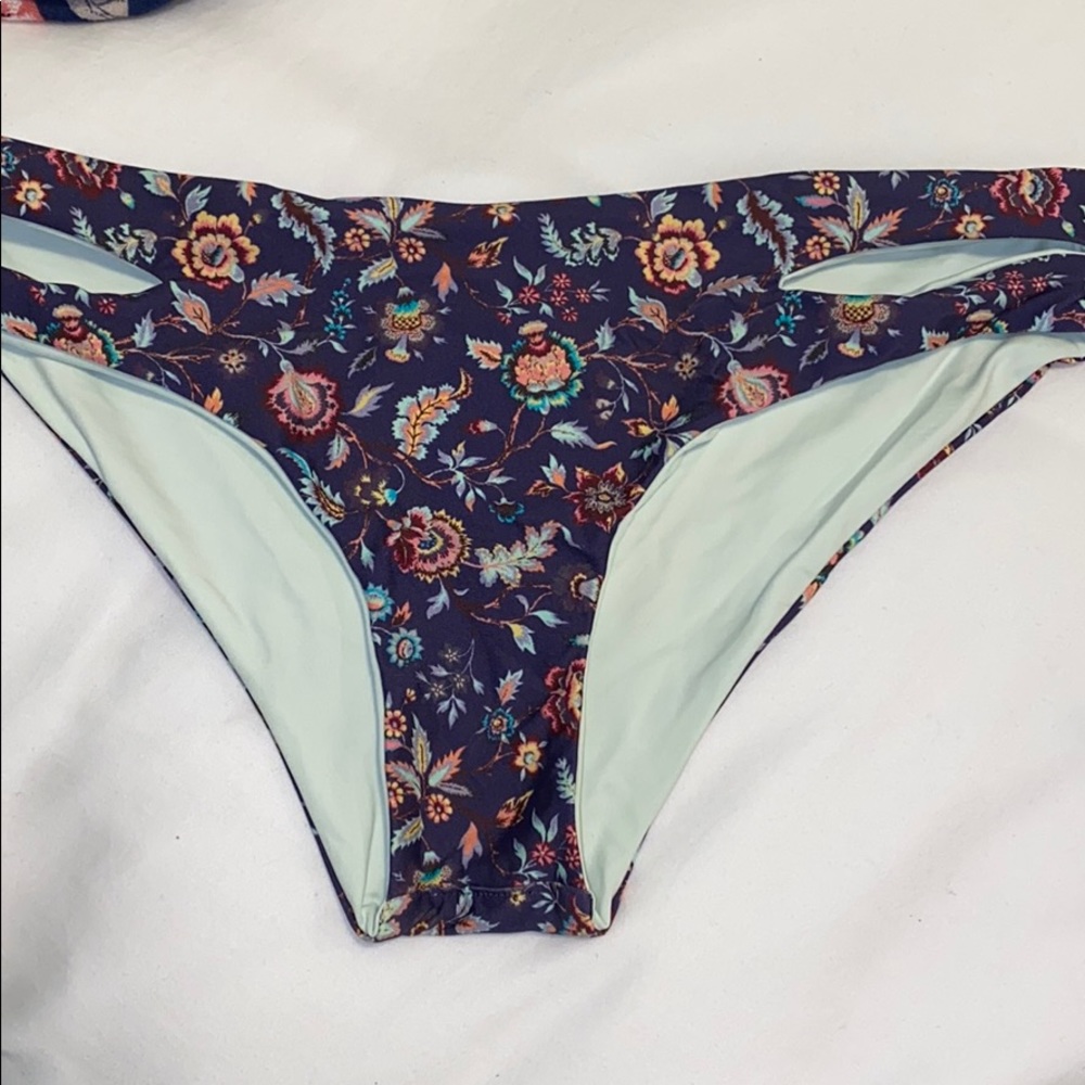 L*SPACE bikini bottom💫